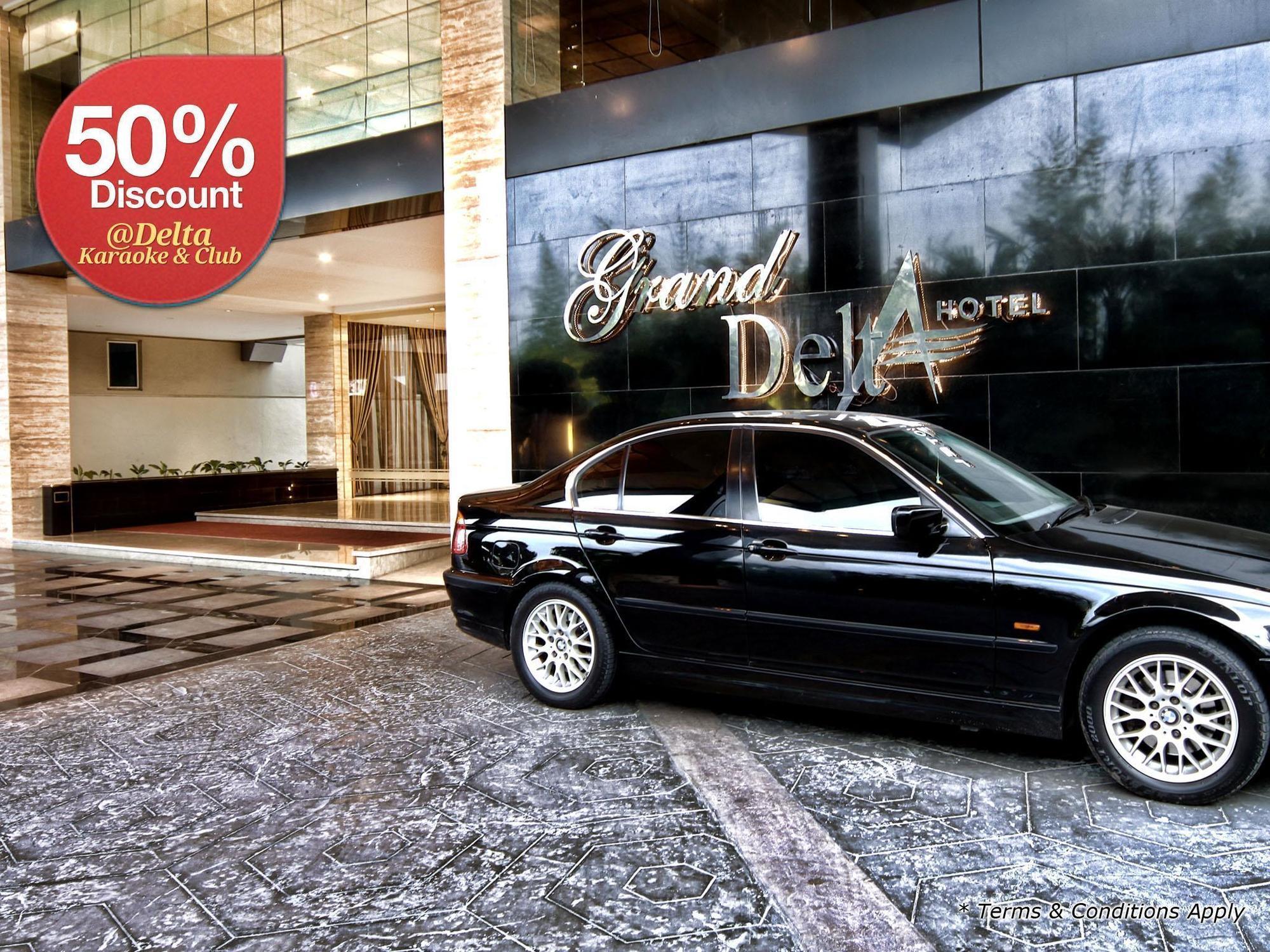 Grand Delta Hotel Medan Exterior foto
